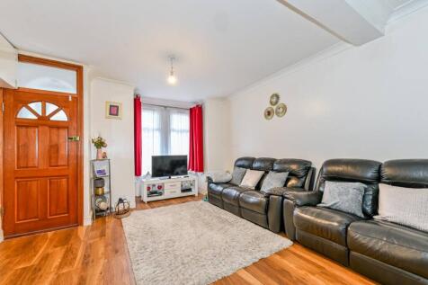 Belton Road, Forest Gate, London, E7 3 bed terraced house for sale