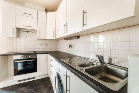 Jedburgh Road, Plaistow, London, E13 1 bed flat for sale