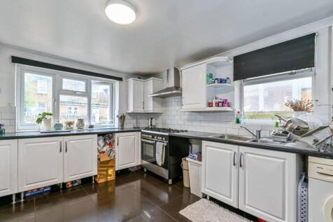 Romford Road, Forest Gate, London, E7 4 bed house for sale