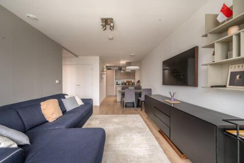 Great Eastern Road, Stratford... 1 bed flat for sale