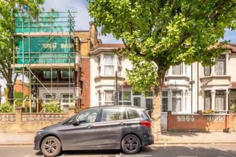 Harold Road, Plaistow, London, E13 4 bed terraced house for sale