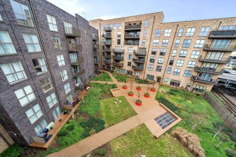 Hudson Building, Stratford, LONDON, E15 1 bed flat for sale