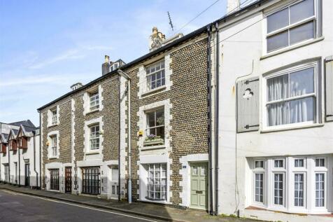 4 bedroom terraced house for sale