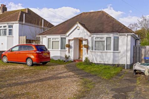 Vale Drive, Worthing 4 bed detached bungalow for sale