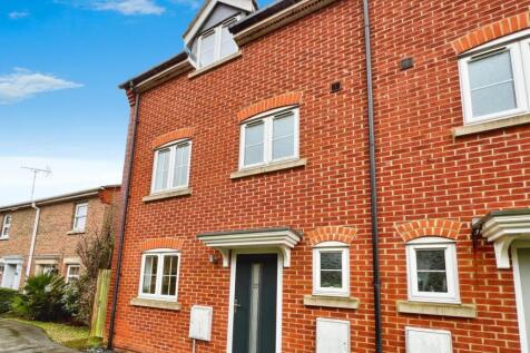 Deyley Way, Ashford 4 bed end of terrace house for sale
