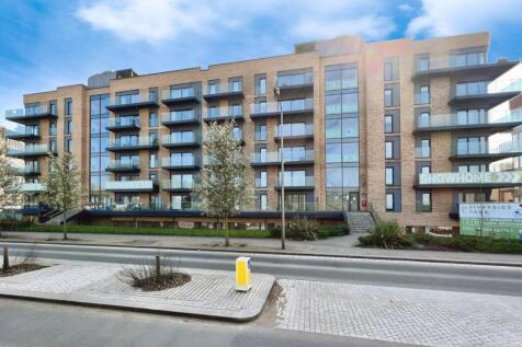 Kenmore Place, Riverside Park, Ashford 2 bed apartment for sale