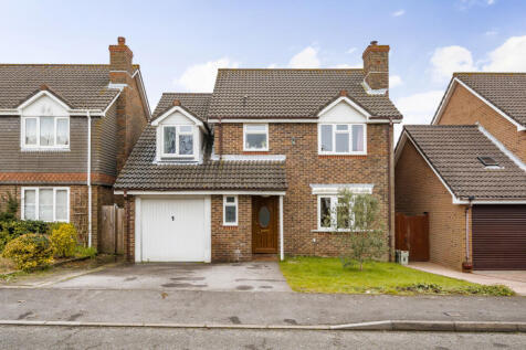 Sampan Close, Warsash, Hampshire, SO31 4 bed detached house for sale