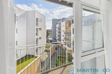 Sovereign Way, Tonbridge TN9 1 bed apartment for sale