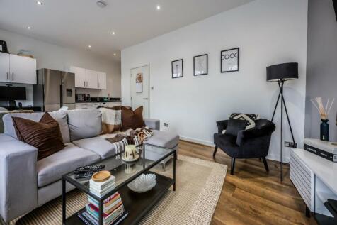 1 bedroom flat for sale