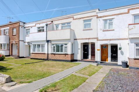 2 bedroom ground floor flat for sale