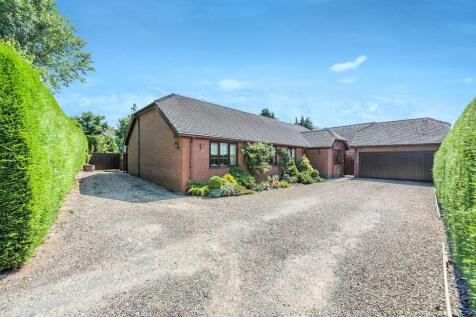 4 bedroom bungalow for sale
