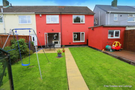 3 bedroom semi-detached house for sale