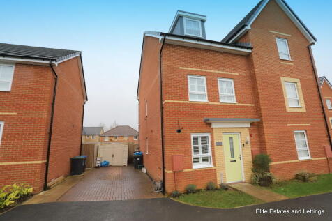 Kennet Grove, Durham DH6 3 bed townhouse for sale