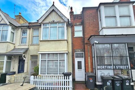 Mortimer Street, Herne Bay, CT6 5PH 2 bed flat for sale