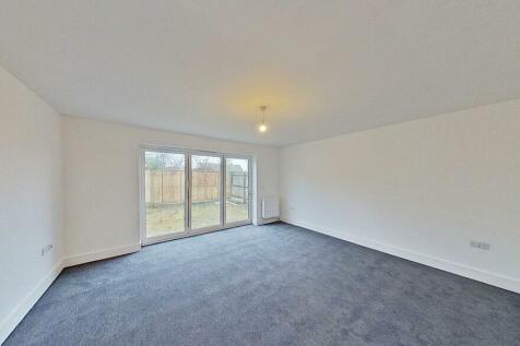 2 bedroom semi-detached bungalow for sale