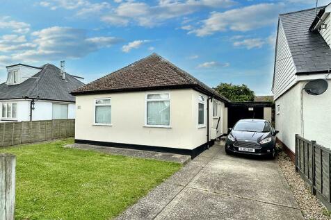 2 bedroom detached bungalow for sale