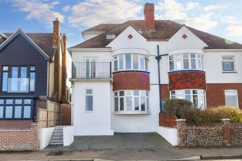 Western Esplanade, Herne Bay, CT6 8RL 4 bed semi