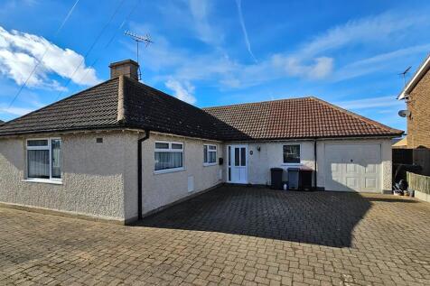Greenhill Road, Herne Bay, CT6 7QW 3 bed detached bungalow for sale