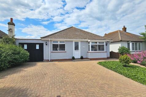 Talbot Avenue, Herne Bay, CT6 8AD 2 bed detached bungalow for sale
