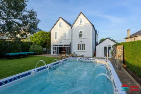 Lon Las, Morfa Nefyn, LL53 7 bed detached house for sale