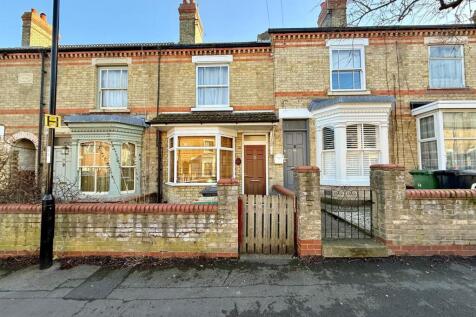 2 bedroom house for sale