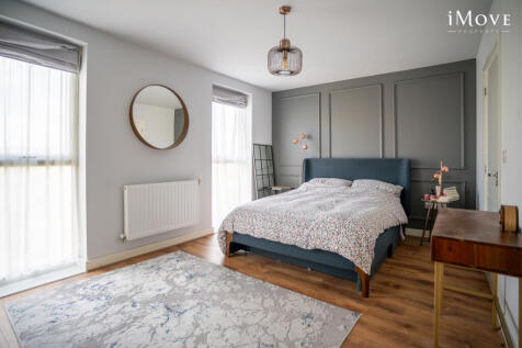 Lambourne House, London SE20 2 bed flat for sale