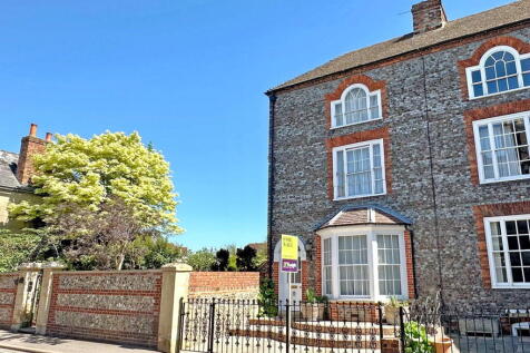 St. Marys Street, Wallingford OX10 5 bed semi