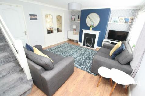Tophall Drive, Leicester LE8 3 bed semi