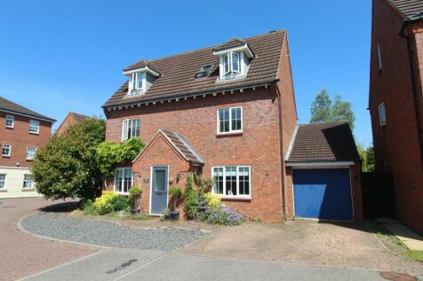 5 bedroom detached house for sale