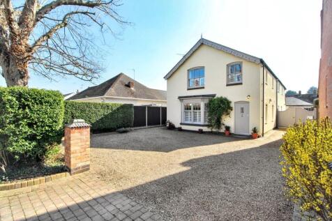 Auburn Road, Leicester LE8 4 bed detached house for sale