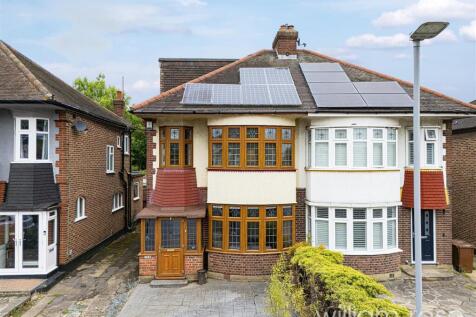 4 bedroom semi-detached house for sale