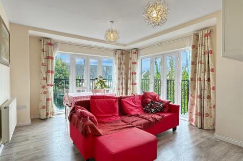 Chambers Drive, Cambridge CB4 2 bed flat for sale