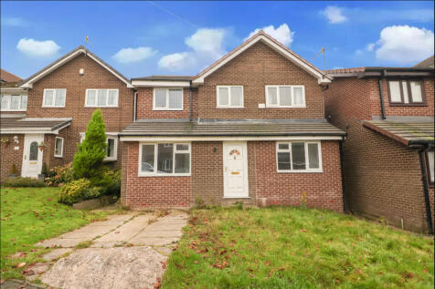 The Croft, Glossop SK13 5 bed detached house for sale