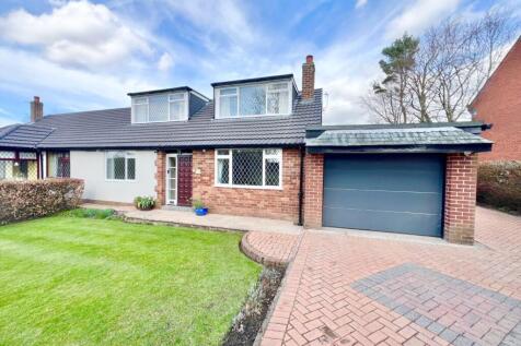 Rowlands Road, Greater Manchester BL9 4 bed semi