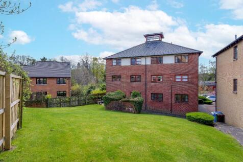 2 bedroom flat for sale