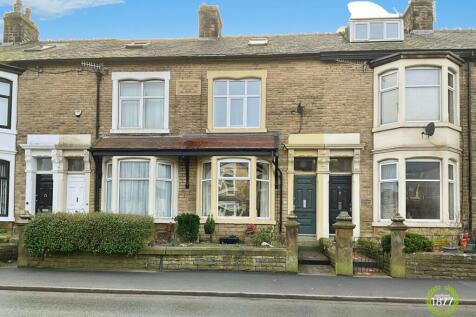 5 bedroom terraced house for sale