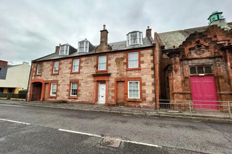 1 bedroom ground floor flat for sale