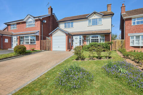 4 bedroom detached house for sale
