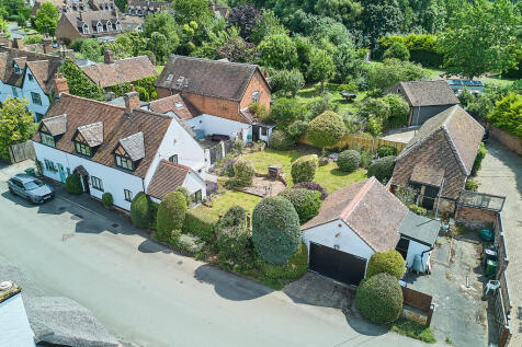 3 bedroom cottage for sale