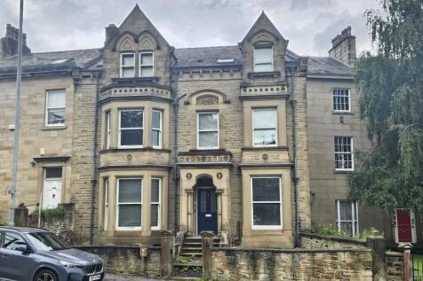 9 bedroom terraced house for sale