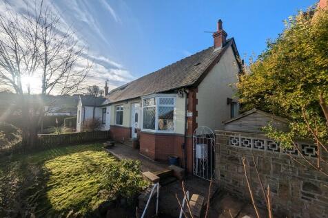 3 bedroom semi-detached bungalow for sale