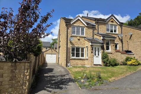 2 bedroom semi-detached house for sale