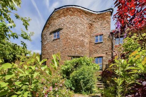 3 bedroom barn conversion for sale