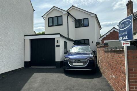 3 bedroom detached house for sale