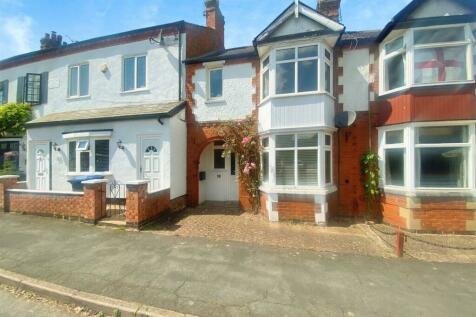 3 bedroom terraced house for sale