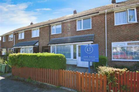 3 bedroom terraced house for sale