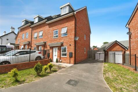 3 bedroom end of terrace house for sale