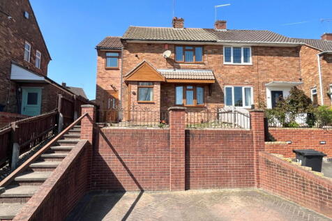 Charles Road, Brierley Hill DY5 3 bed semi