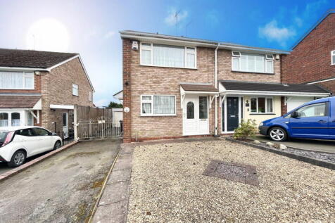 Rodway Close, Brierley Hill DY5 3 bed semi
