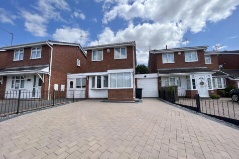 Ullswater Rise, Brierley Hill DY5 2 bed link detached house for sale